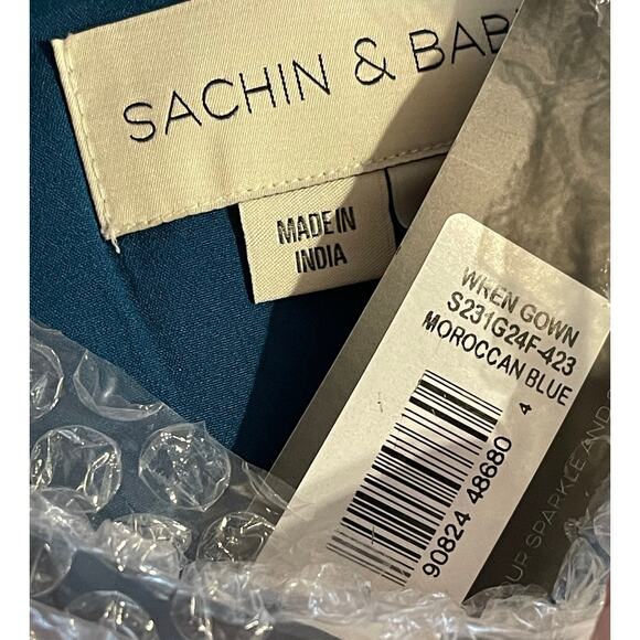 Sachin & Babi Size 4 NWT Moroccan Blue Crepe Embroidered Wren Cape Maxi Gown - Picture 11 of 11